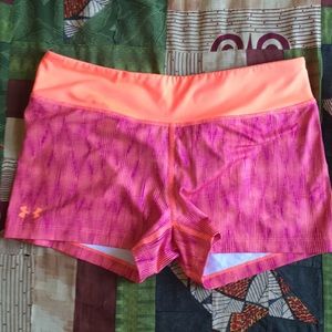 Under Armour HeatGear shorty shorts large